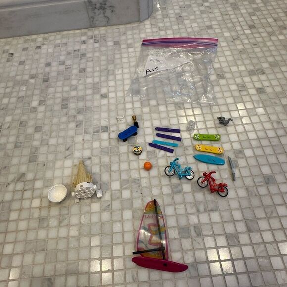 Lego Friends Movement Accessories Skis Bikes Mini Collection - Picture 7 of 7
